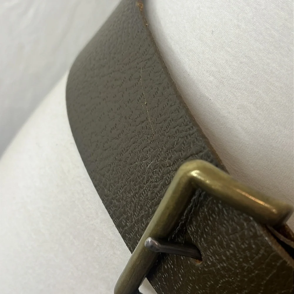 Ann Taylor Olive Green Leather Belt with side pocket Size ML